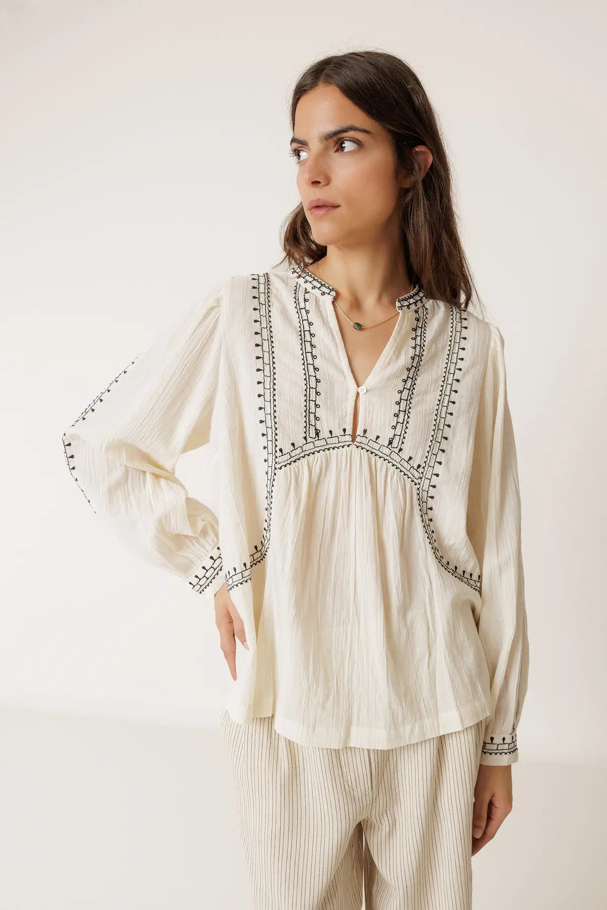 Ethnic-Embroidery Blouse